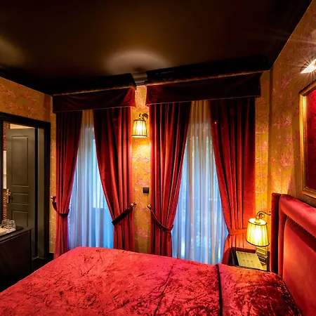 Hotell Maison Grecque Extraordinaire 4*