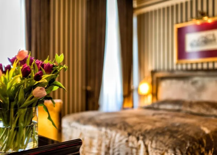 Отель Maison Grecque Extraordinaire