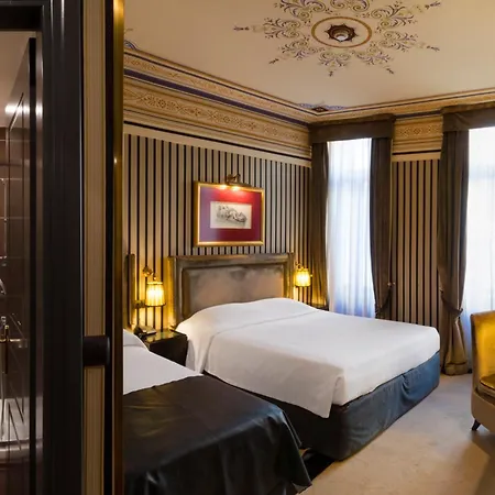 Maison Grecque Extraordinaire 호텔 파트라