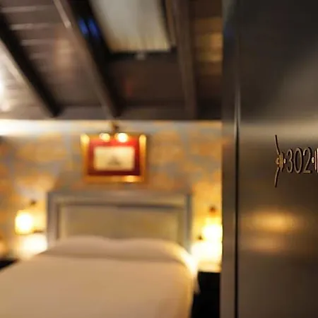 Maison Grecque Extraordinaire Hotel 4*