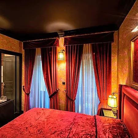 Maison Grecque Extraordinaire Hotel