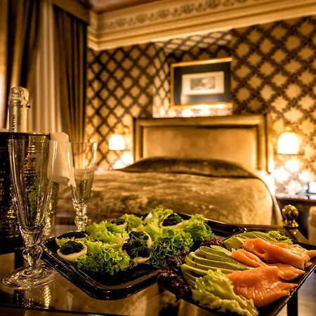 Maison Grecque Extraordinaire Отель Патра