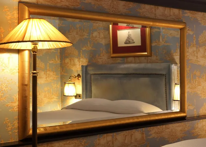 Maison Grecque Extraordinaire מלון