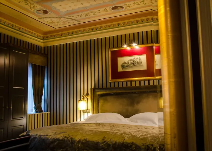 Maison Grecque Extraordinaire Отель Патра