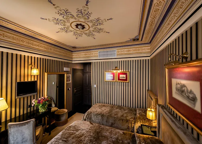 Отель Maison Grecque Extraordinaire Патра