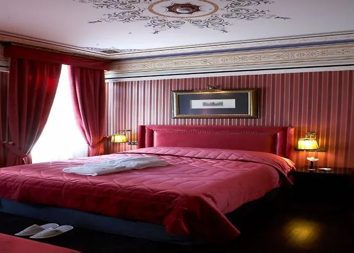 Maison Grecque Extraordinaire 4* פאטרה